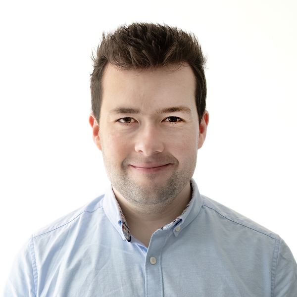 ian burke headshot